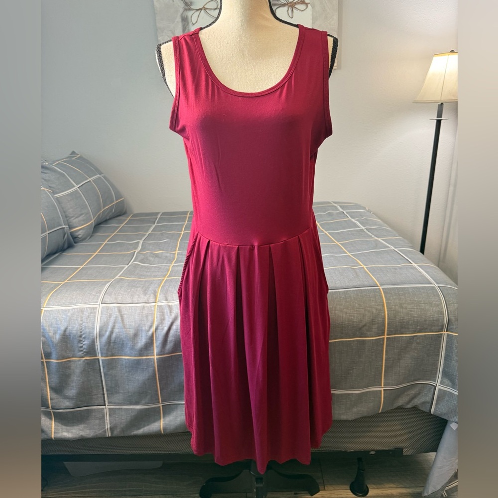 👗NWT TODOLOR Elegant Burgundy Sleeveless Dress Size Large